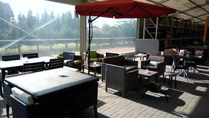 Pergola z parasolkami
