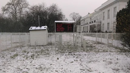 Zabytkowa stacja meteorologiczna (stacja meteo na Solankach)